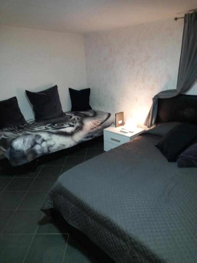 Bella Mbriana Apartment Napoli Exterior foto